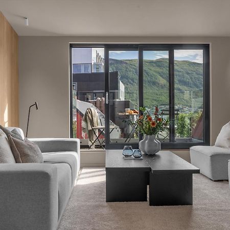 The Loft - Central Top Floor Apartment With 4 Bedrooms Tromso Exterior photo